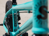 2025 Sunday Primer 16 16.5TT - Gloss Turquoise